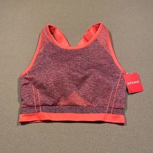 Spanx NWT size medium space dye, coral punch, seamless sculpt bra w/pads